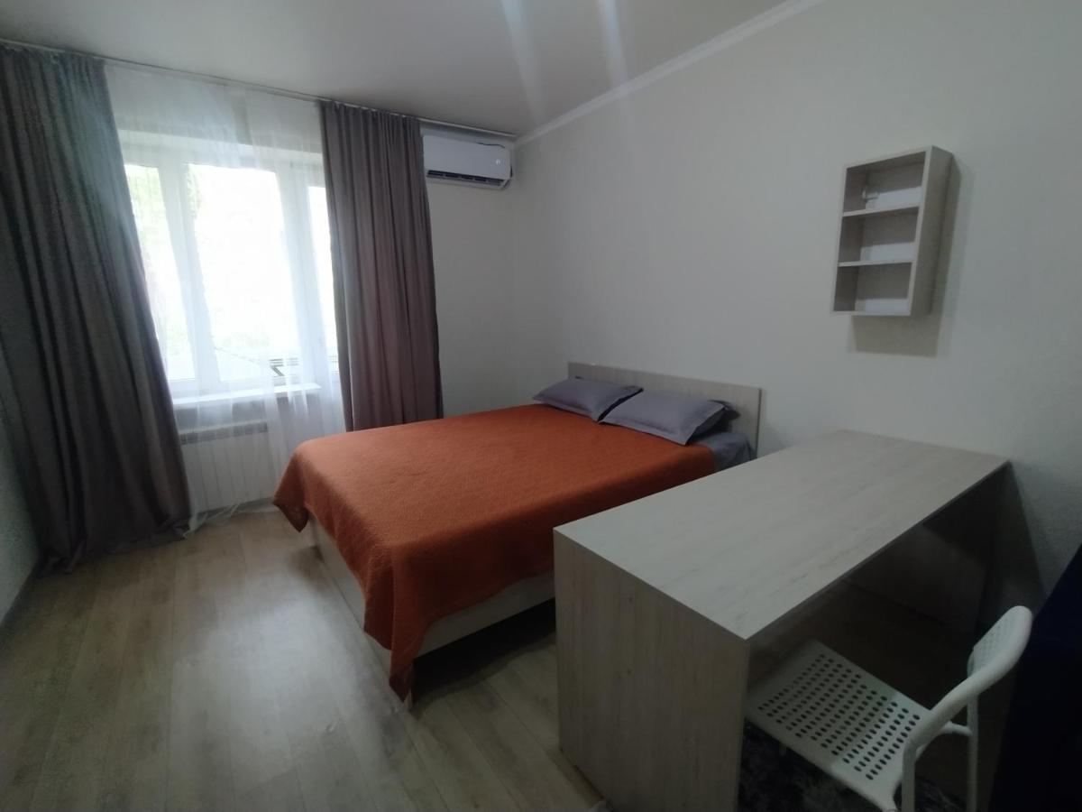 Ferienwohnung Aura On Sydykova Street 290 Bischkek Exterior foto